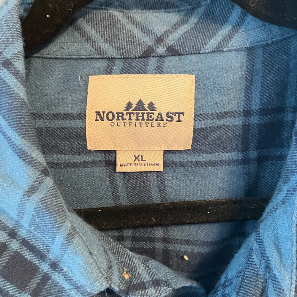 Northeast Outfitters Blue Plaid Men's Casual Button Down Shirt